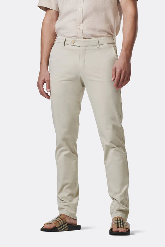 MMX Ivory Cotton Chino